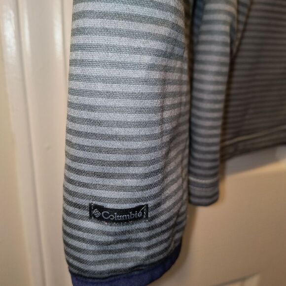 Women's Columbia Mountain Run Striped Hoodie - Picture 8 of 10